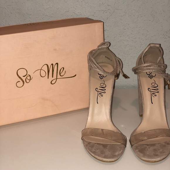 High heels - Picture 1 of 4